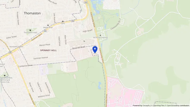 Mapa que muestra la ubicación de Highfield Gardens Care Center of Great Neck en 199 Community Drive, Great Neck, NY 11021 — DachiPlus ofrece transporte médico aquí.