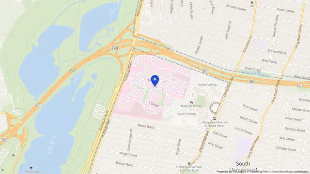 Map showing the location of Mercy Medical Center at 1000 N Village Ave, Rockville Centre, NY 11570, served by DachiPlus medical transportation.