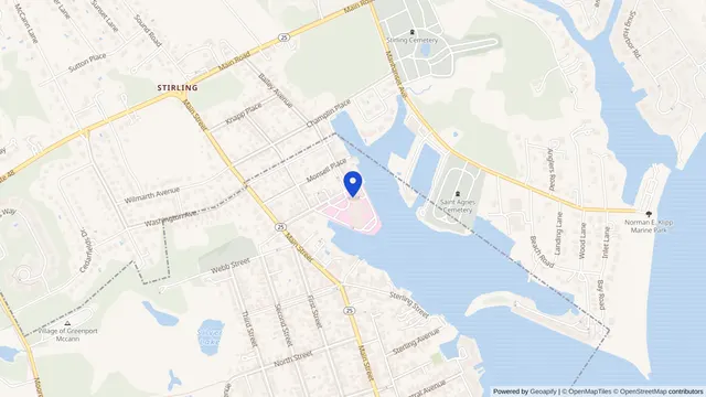 Map showing the location of Stony Brook Eastern Long Island Hospital at 201 Manor Pl, Greenport, NY 11944, served by DachiPlus medical transportation.